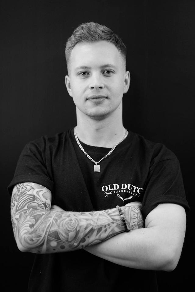 Top barber Sasha